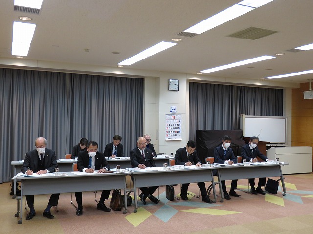 所管事務調査のようす