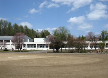 新田小学校