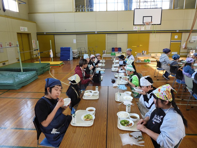 全校給食