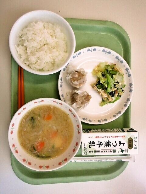 ごはん、豚汁、しゅうまい、からし和え、牛乳