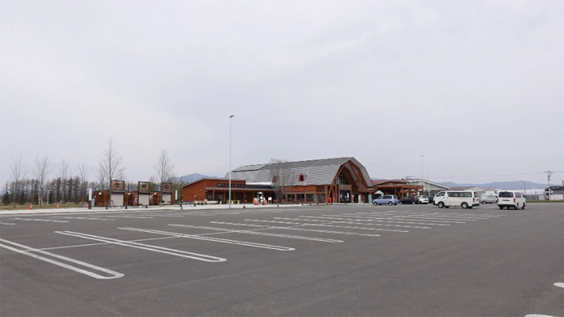 「道の駅ピア２１しほろ」の駐車場の写真